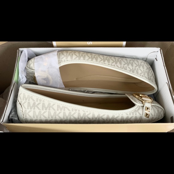 ♦️SOLD♦️Michael Kors Fulton Moccasins. - Picture 7 of 8